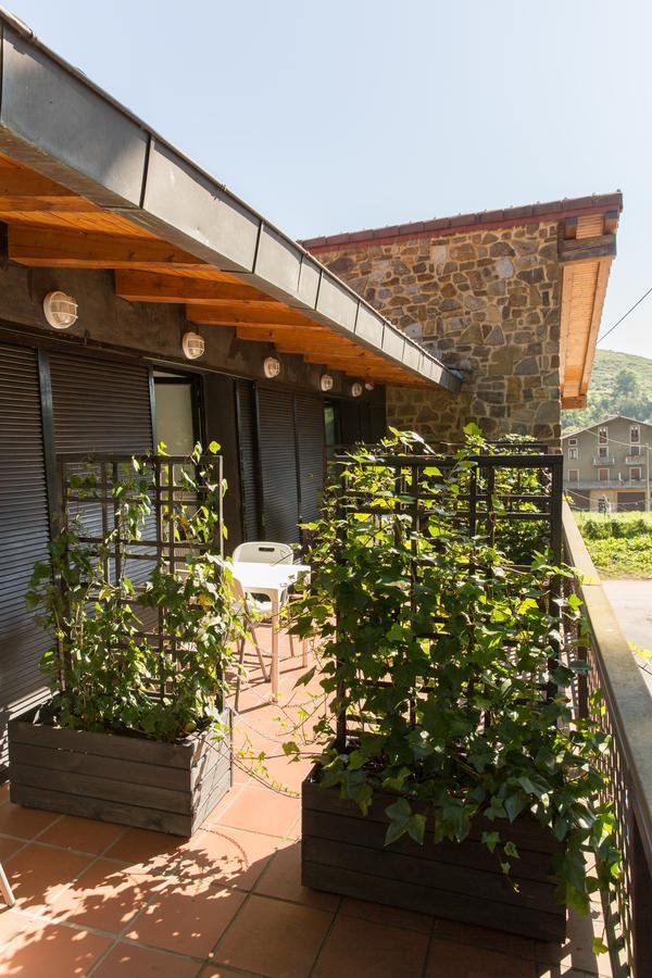 Estudios Ermitabarri Zeberio Exterior photo